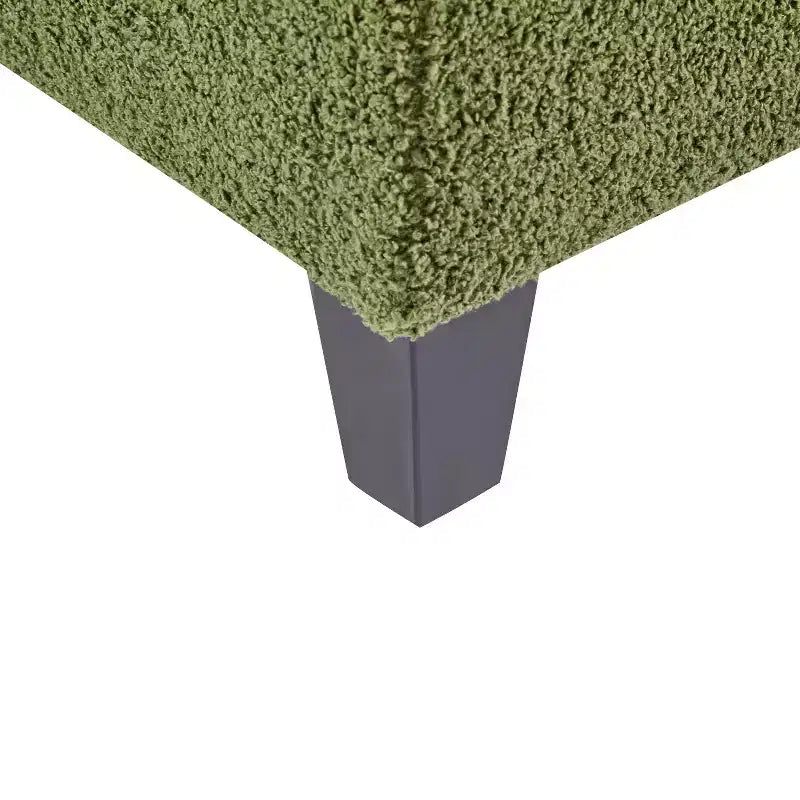 Pouf contenitore imbottito in bouclé con coperchio apribile