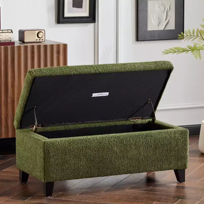 Pouf contenitore imbottito in bouclé con coperchio apribile