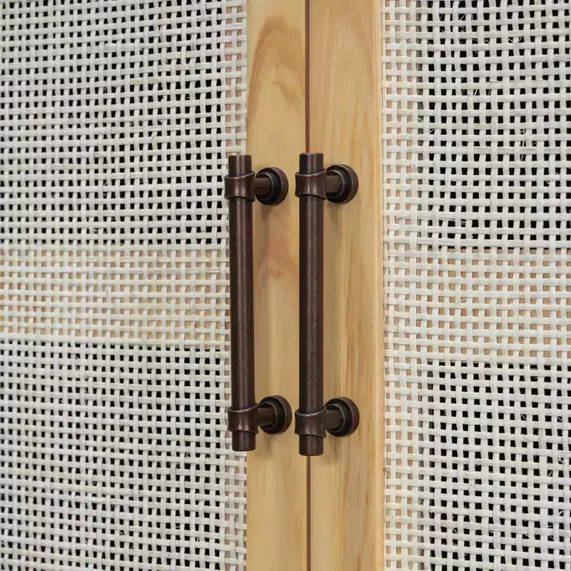 Credenza Rustica con Ante in Rattan e Ripiani Regolabili