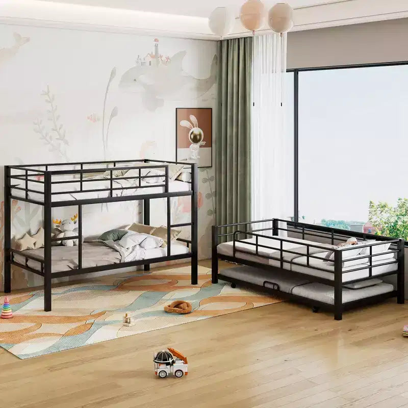 Letto a castello triplo con letto estraibile, singolo su singolo su singolo, struttura in metallo