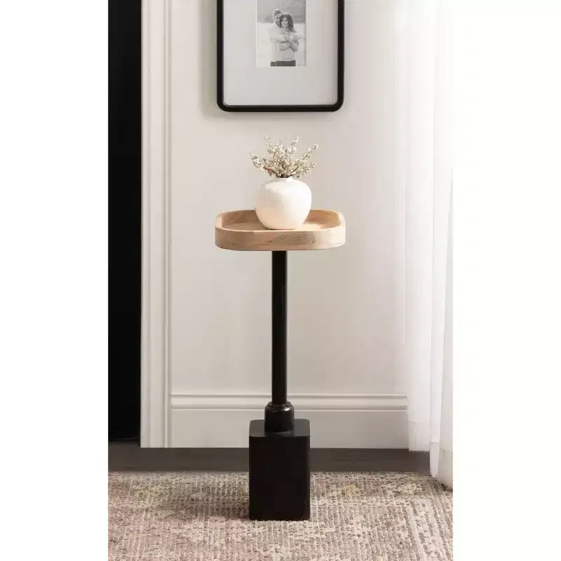 Tavolino da bibita quadrato in legno