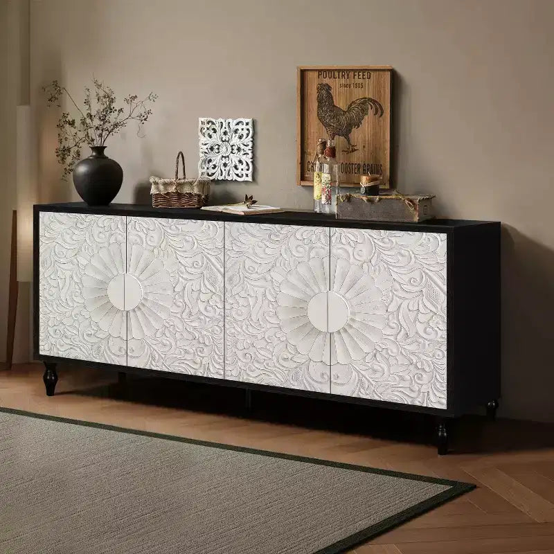 Credenza da cucina con ante intagliate a fiori, mobile multiuso con maniglie in metallo per ingresso e soggiorno