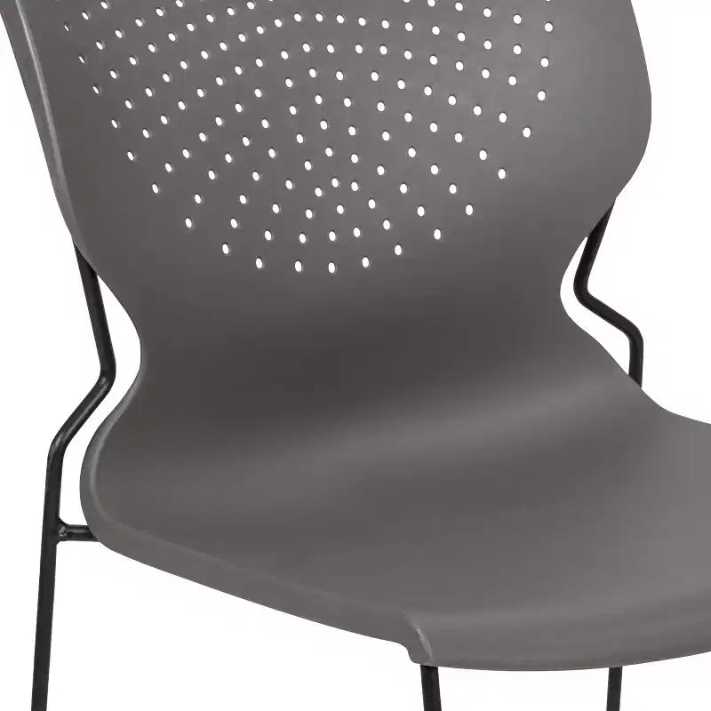 Sedia impilabile con supporto lombare e struttura in metallo