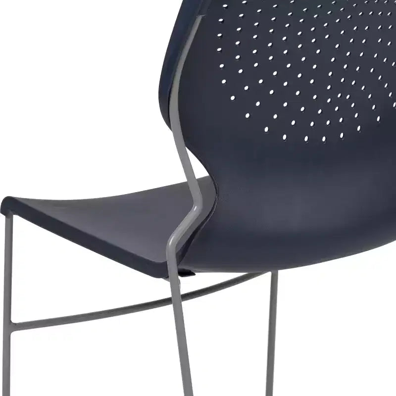 Sedia impilabile con supporto lombare e struttura in metallo